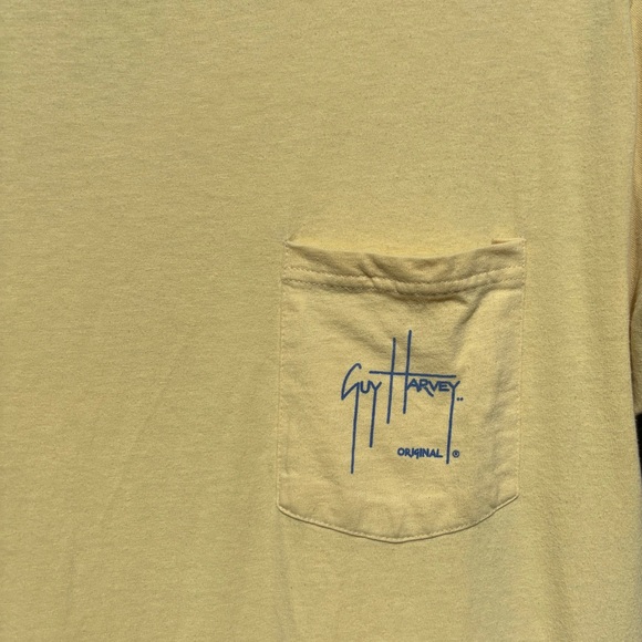 T-shirt - Picture 8 of 9